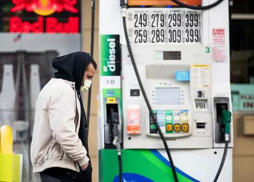 油价暴跌,谁是赢家? 油价暴跌,谁是赢家?