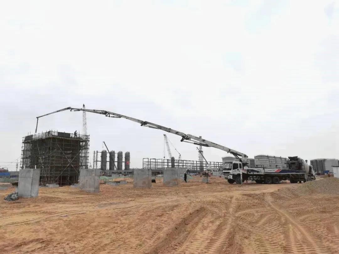 【项目建设】榆神能化甲醇联合净化装置3台压缩机基础浇筑完成 【项目建设】榆神能化甲醇联合净化装置3台压缩机基础浇筑完成