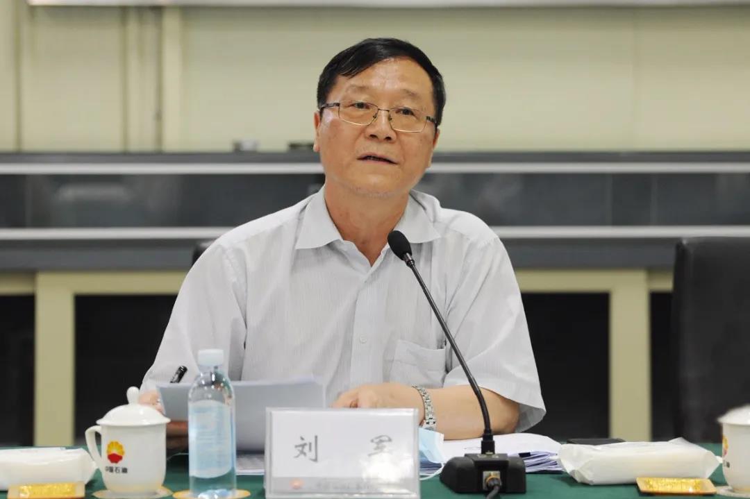 广东石化项目月度推进会在项目现场召开 广东石化项目月度推进会在项目现场召开