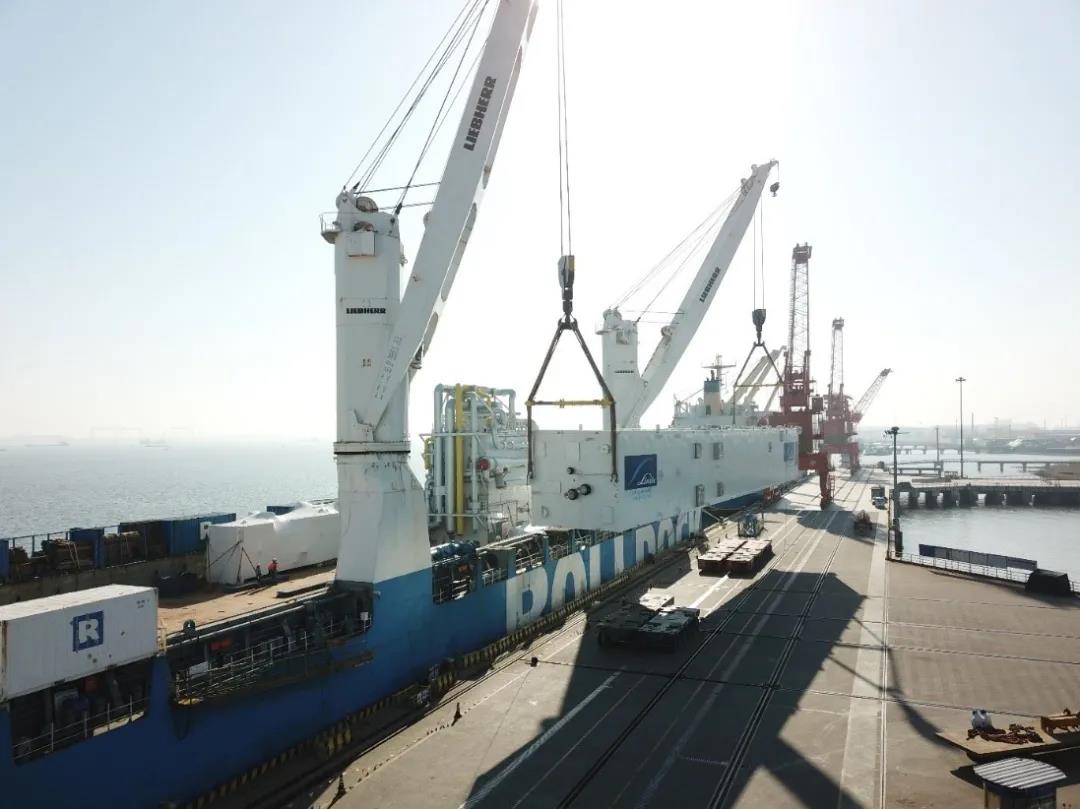 首套大型空分从林德亚太成功出口至新加坡 首套大型空分从林德亚太成功出口至新加坡