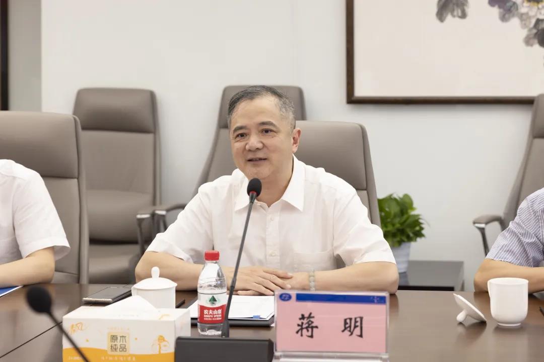 中控技术与杭氧集团签署战略合作协议 中控技术与杭氧集团签署战略合作协议