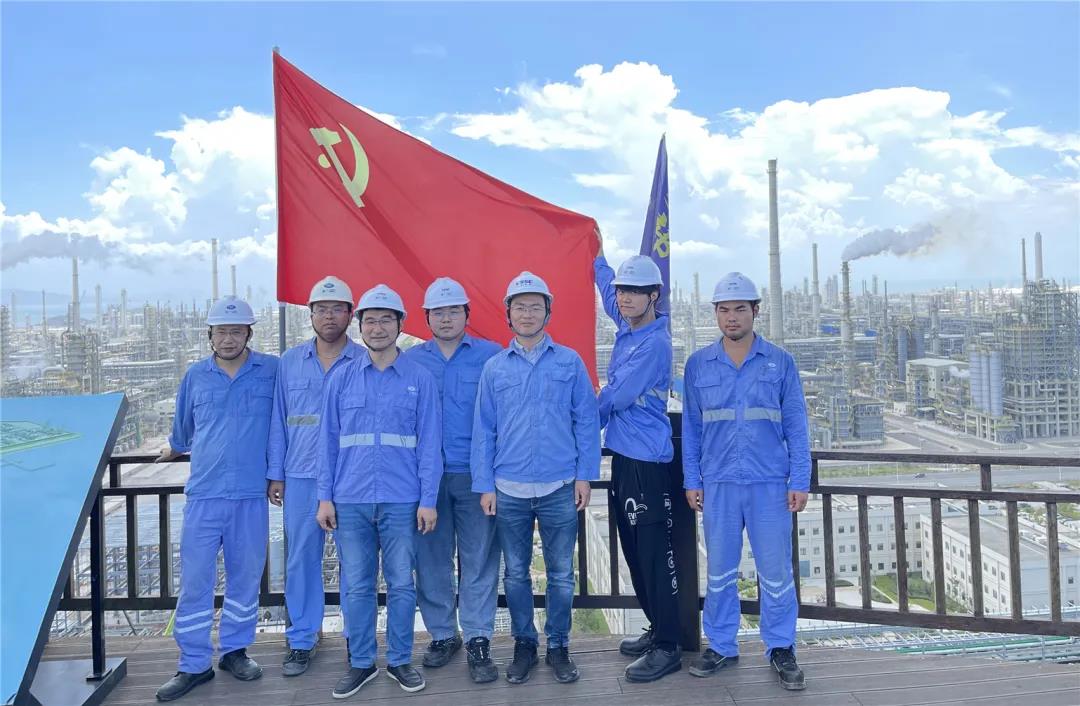 大流量螺杆丁二烯压缩机组成功投用 大流量螺杆丁二烯压缩机组成功投用