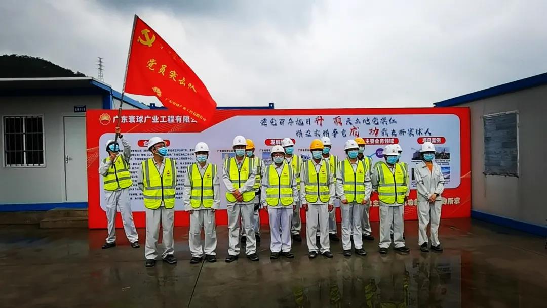 寰球公司宁波金发低温丙烷罐气顶升圆满成功 寰球公司宁波金发低温丙烷罐气顶升圆满成功