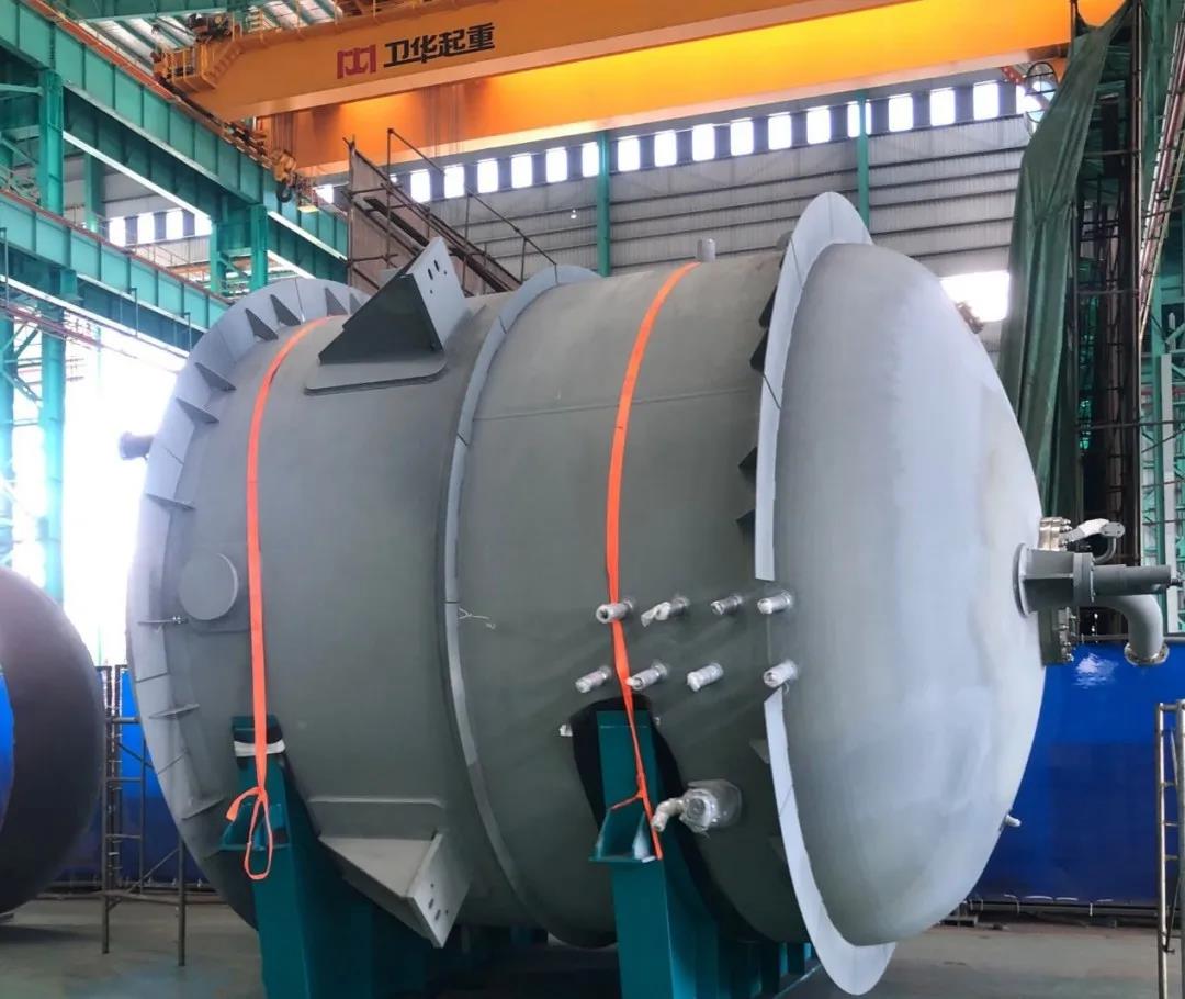 大明重工携手全球顶尖工程公司德希尼布(Technip Energies),成功发运聚酯反应器 大明重工携手全球顶尖工程公司德希尼布(Technip Energies),成功发运聚酯反应器