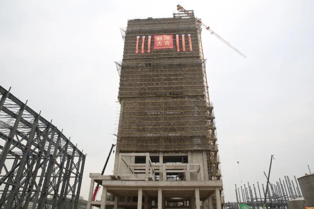 赛鼎公司EPC总承包广西华谊双酚A项目造粒单元框架完成封顶 赛鼎公司EPC总承包广西华谊双酚A项目造粒单元框架完成封顶