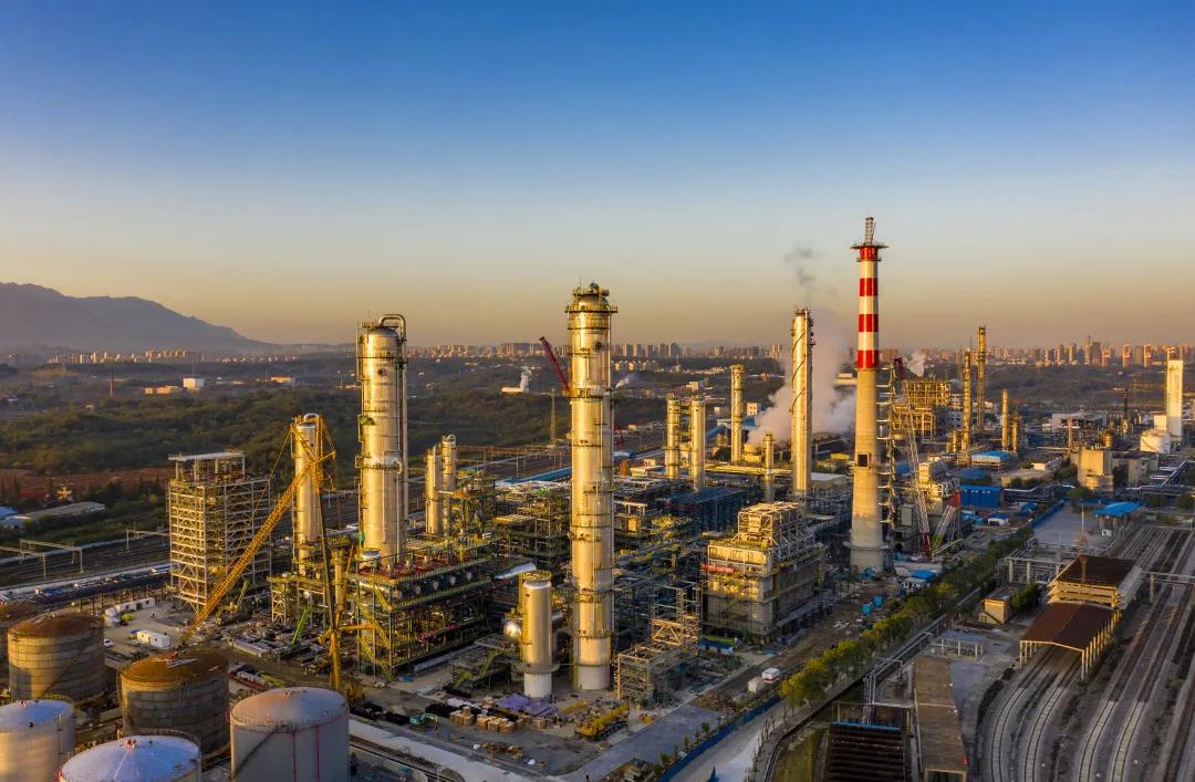 第三代芳烃技术应用装置在九江石化建成 第三代芳烃技术应用装置在九江石化建成