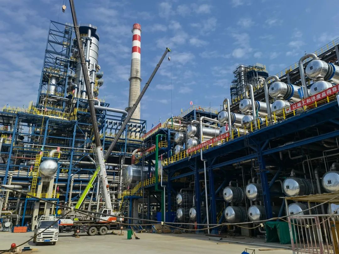 直面挑战!广东石化项目重要装置相关物资确定发运时间咯~ 直面挑战!广东石化项目重要装置相关物资确定发运时间咯~