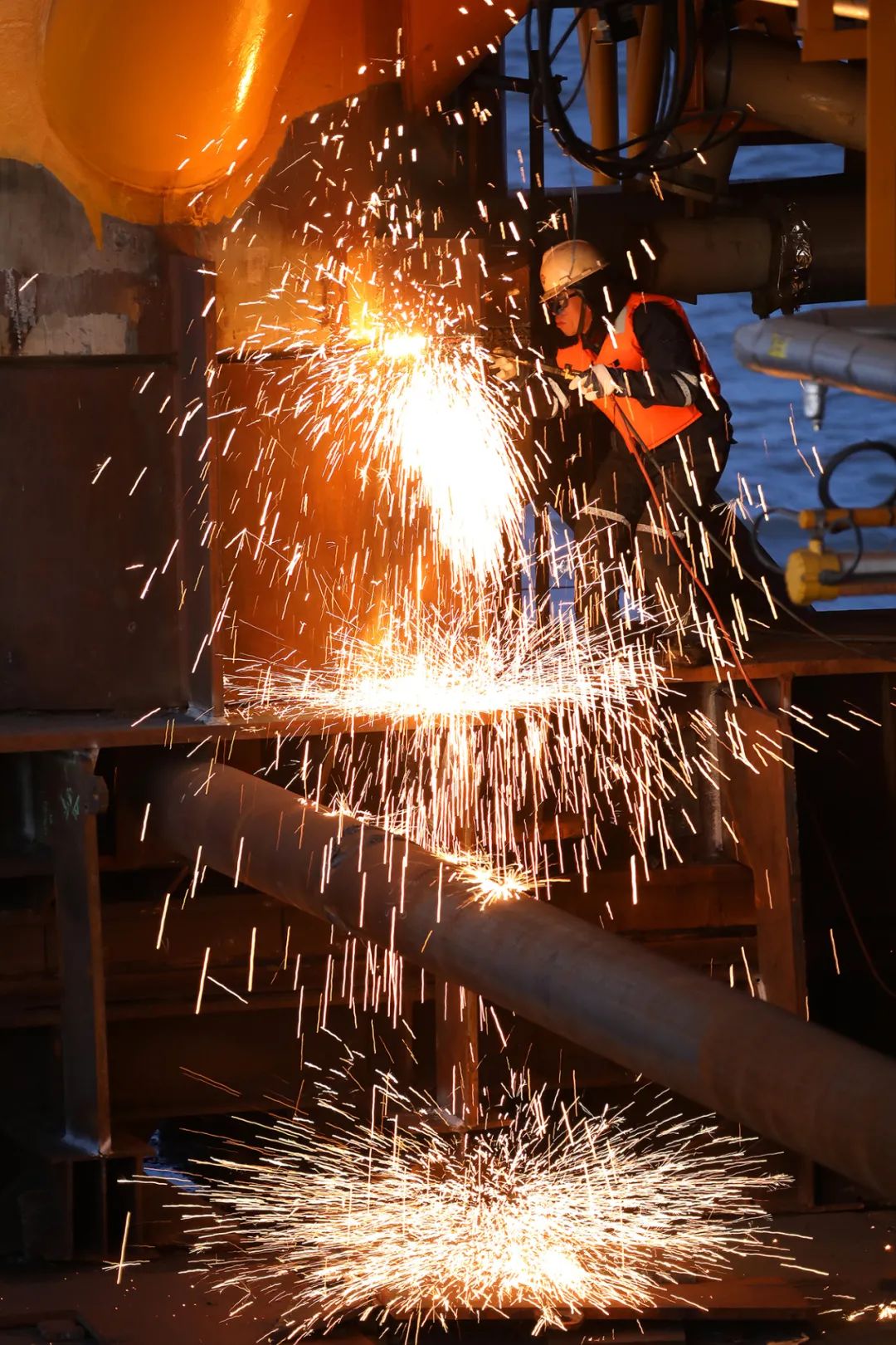 首个千亿方大气田开工建造! 首个千亿方大气田开工建造!