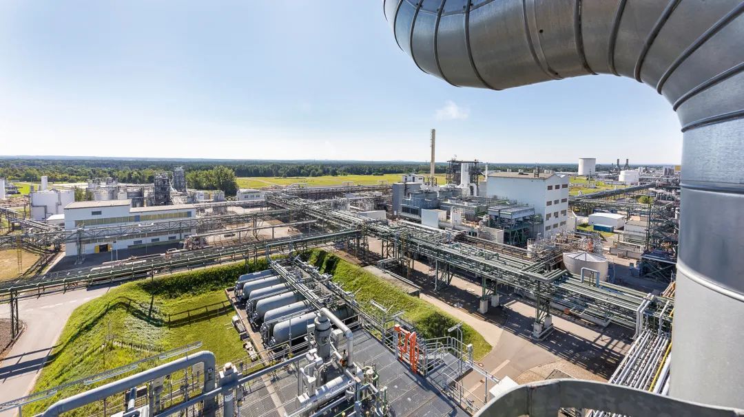 巴斯夫重申宏伟的气候保护目标,并采取措施减少产品碳足迹 巴斯夫重申宏伟的气候保护目标,并采取措施减少产品碳足迹