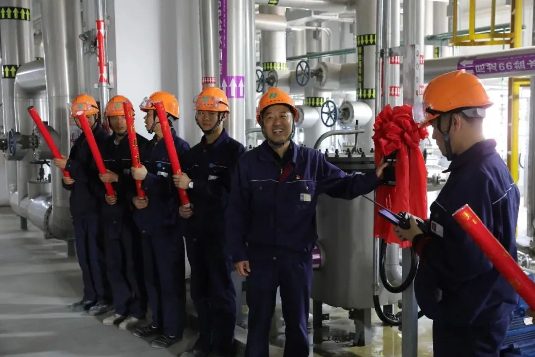 中国中化尼龙66新材料项目装置一次开车成功 中国中化尼龙66新材料项目装置一次开车成功