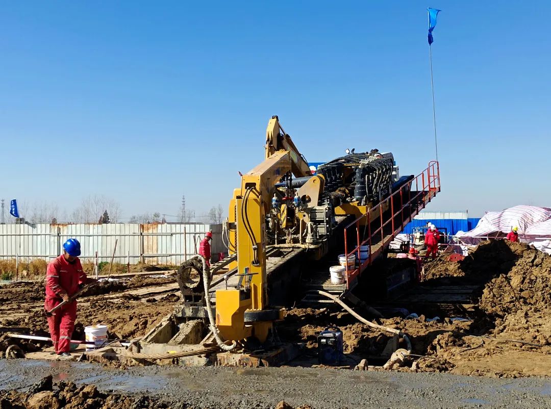 扫除“拦路虎”, 中国石油天然气管道局有限公司18条定向钻穿越施工全部完成! 扫除“拦路虎”, 中国石油天然气管道局有限公司18条定向钻穿越施工全部完成!