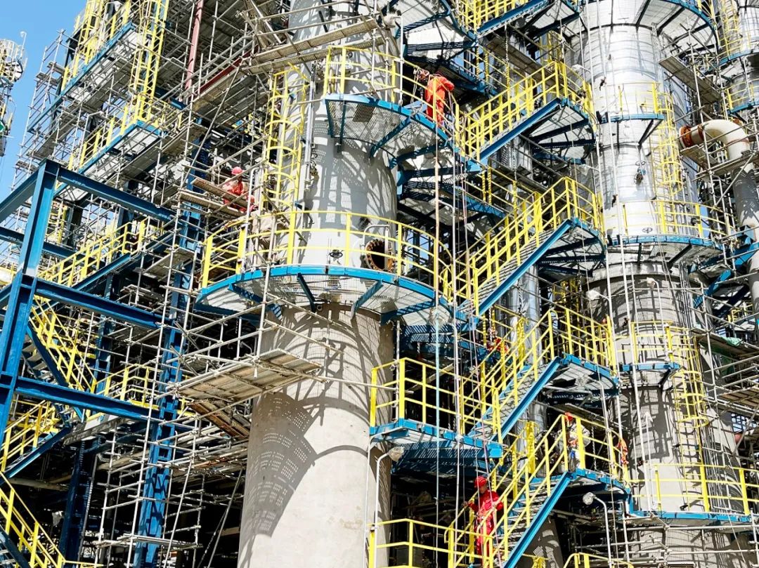 决战·广东石化 | 第一建设公司53个主项擎起“大炼油” 决战·广东石化 | 第一建设公司53个主项擎起“大炼油”