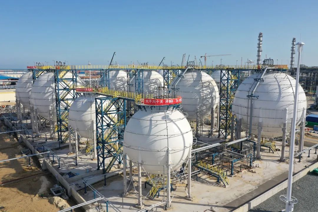 决战·广东石化 | 第一建设公司53个主项擎起“大炼油” 决战·广东石化 | 第一建设公司53个主项擎起“大炼油”