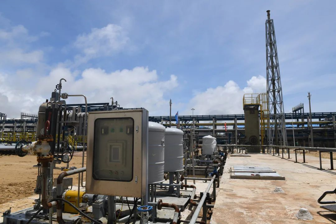 ս㶫ʯ | ߼ܻϵͳͳƷ7Ԫͬн