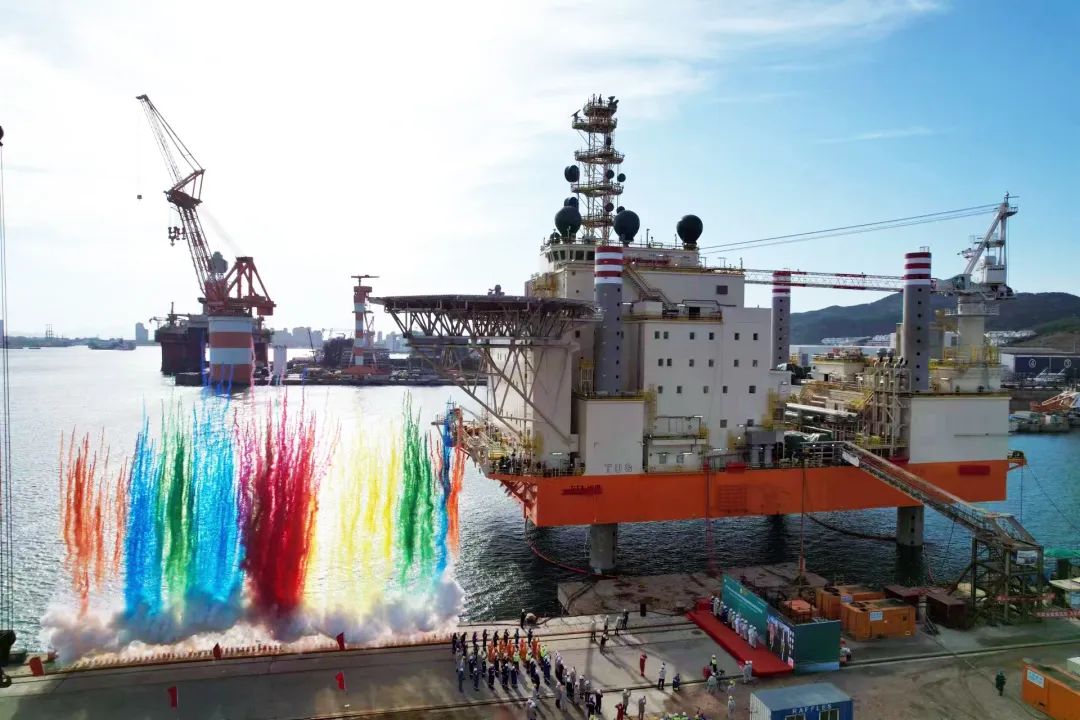 bp GTA项目自升式生活平台今日在烟台顺利交付 bp GTA项目自升式生活平台今日在烟台顺利交付