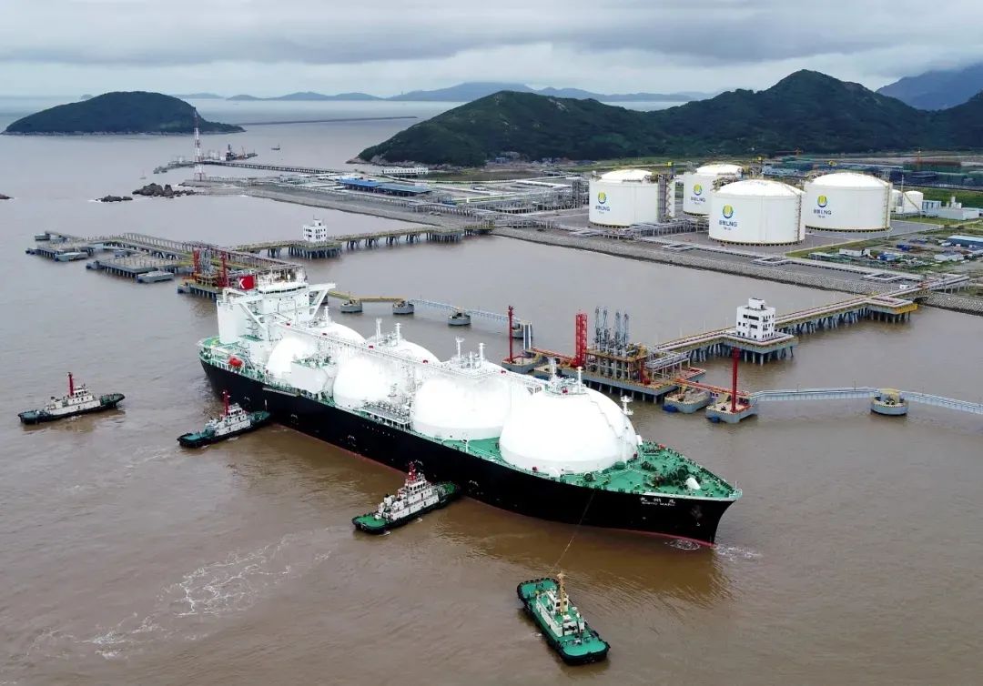 浙江日报:无中生“油” 聚“气”发展,自贸区舟山片区油气产业跑出“加速度” 浙江日报:无中生“油” 聚“气”发展,自贸区舟山片区油气产业跑出“加速度”