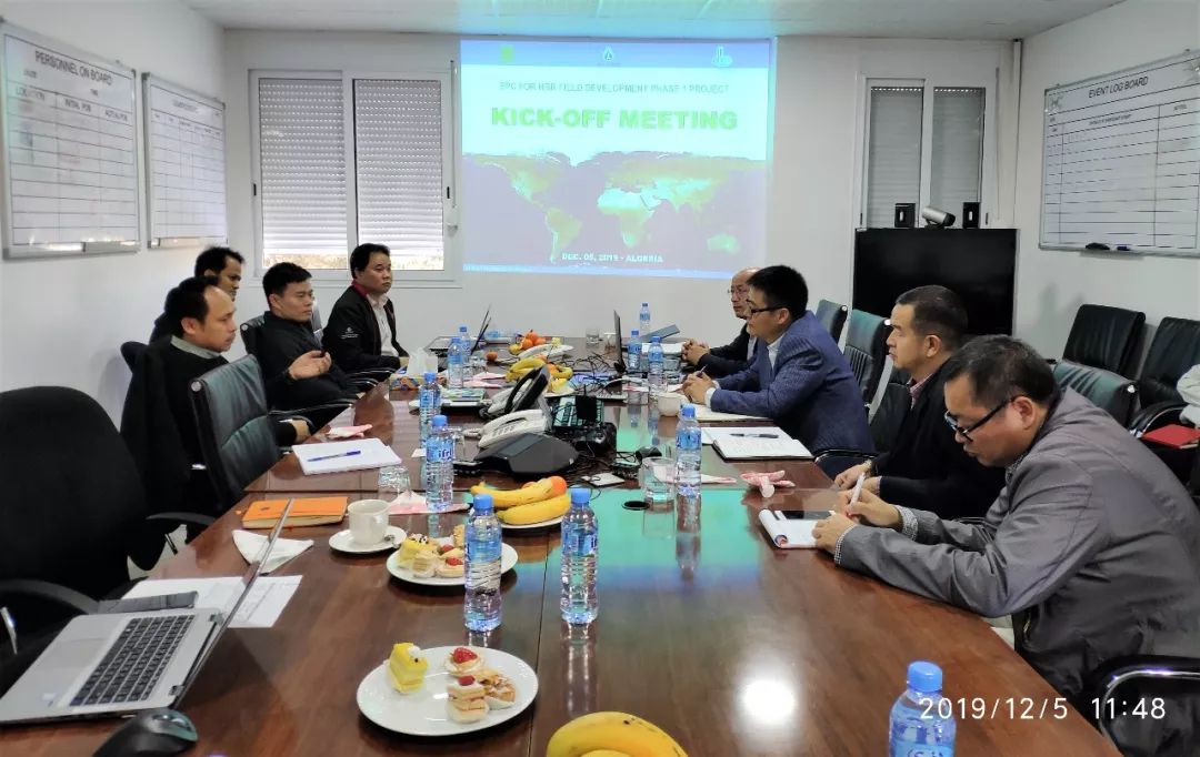 中油工程建设阿尔及利亚HBR项目举行首油投产庆典 中油工程建设阿尔及利亚HBR项目举行首油投产庆典