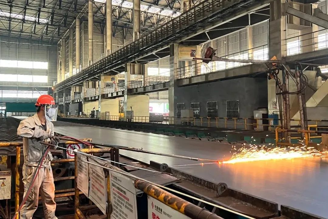 战高温 | 致敬无惧“烤”验的特钢人 战高温 | 致敬无惧“烤”验的特钢人
