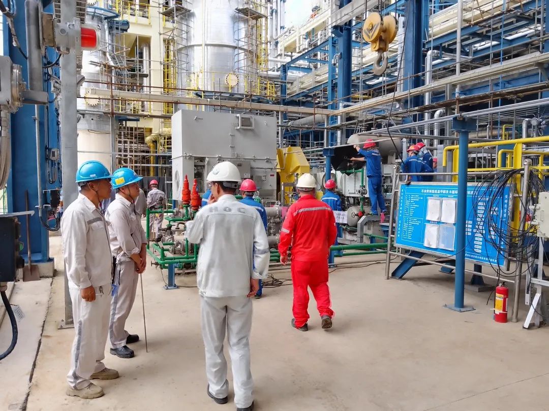 寰球工程广东石化项目石油焦制氢联合装置大机组空负荷试车一次成功 寰球工程广东石化项目石油焦制氢联合装置大机组空负荷试车一次成功