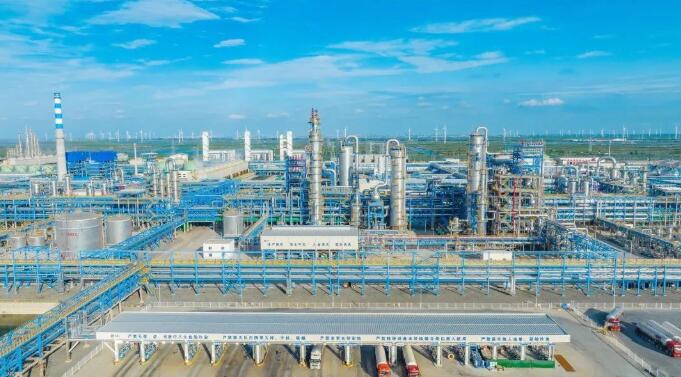 总投资335亿元 大型石化项目全面建成投产 总投资335亿元 大型石化项目全面建成投产