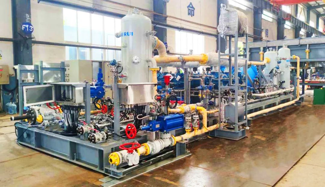 科瑞油气七套大型往复式压缩机组成功发运! 科瑞油气七套大型往复式压缩机组成功发运!