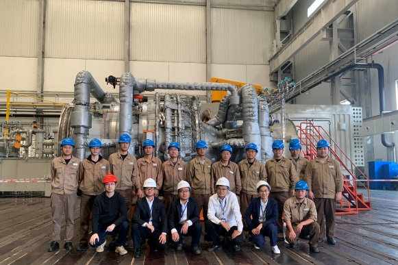 杭汽轮公司首套SGT800燃机车间装配助力燃机国产化新突破 杭汽轮公司首套SGT800燃机车间装配助力燃机国产化新突破