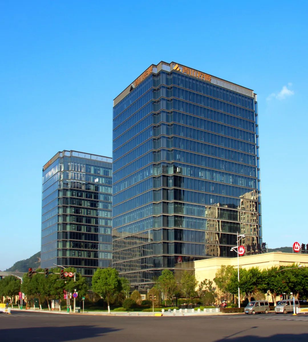 张路遥:让青山钢管立于不败之地 张路遥:让青山钢管立于不败之地