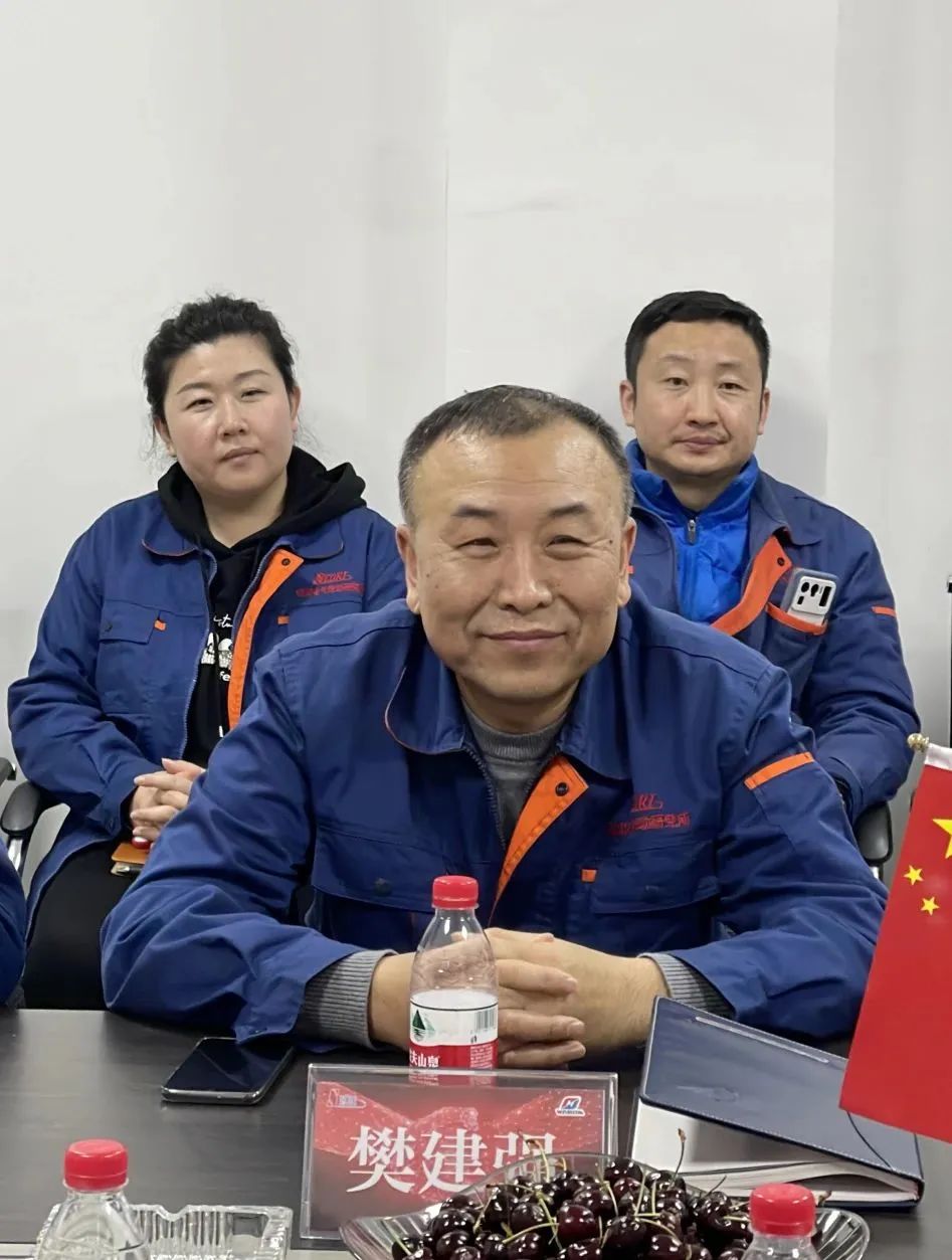 华荣科技股份有限公司总经理李江一行领导莅临沈传所参观交流 华荣科技股份有限公司总经理李江一行领导莅临沈传所参观交流