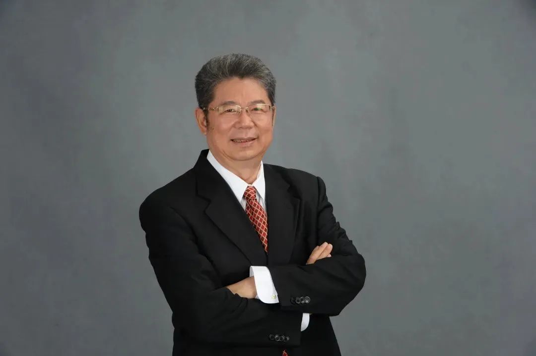 马永生:统筹推进废塑料和生物质资源化利用 加快推动炼化行业绿色转型发展 马永生:统筹推进废塑料和生物质资源化利用 加快推动炼化行业绿色转型发展