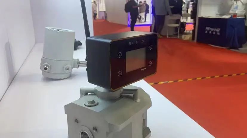 չع l ȺӢ  ıչMezolen31Ǳչչɡ